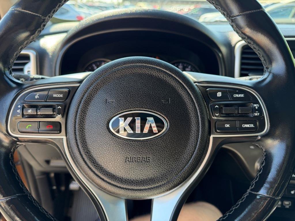 Used 2017 Kia Sportage EX w/ EX Technology Package FWD image 32