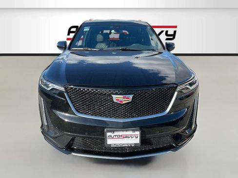 Used 2025 Cadillac XT6 Sport AWD/4WD image 2
