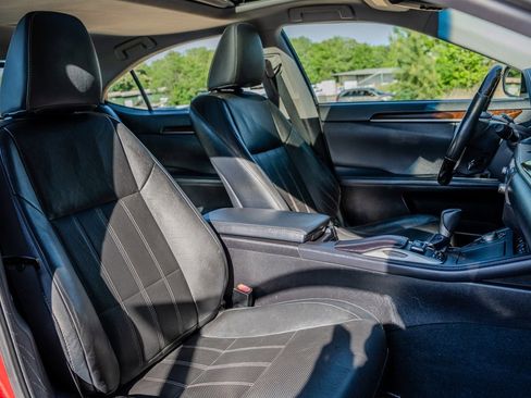 Used 2017 Lexus ES 350 w/ Luxury Package image 31