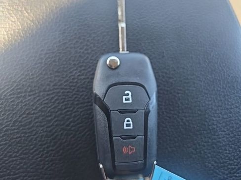 Used 2017 Ford F150 XL w/ Equipment Group 101A Mid image 39