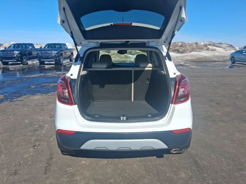 Used 2018 Buick Encore Essence image 13