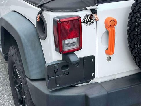 Used 2013 Jeep Wrangler Sport image 10