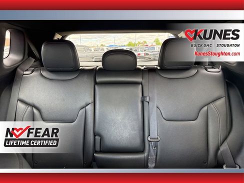 Used 2025 Jeep Compass Limited AWD/4WD image 37