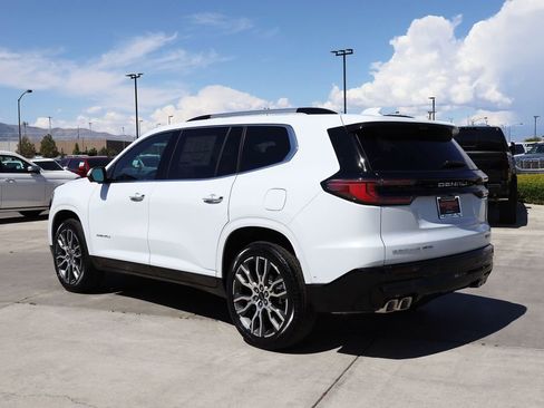 New 2026 GMC Acadia Denali Ultimate AWD/4WD image 4