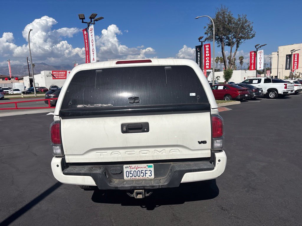 Used 2021 Toyota Tacoma TRD Off-Road w/ TRD Premium Off Road Package AWD/4WD image 6