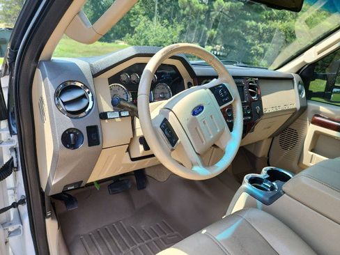 Used 2008 Ford F350 Lariat AWD/4WD image 10