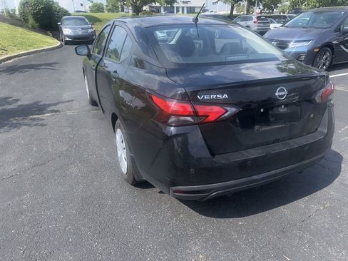Used 2023 Nissan Versa S FWD image 19