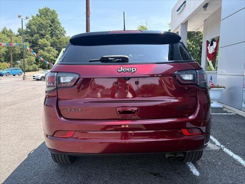 Certified 2022 Jeep Compass High Altitude AWD/4WD image 8