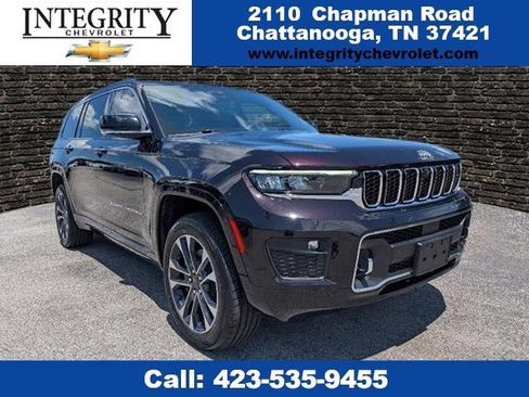 Used 2023 Jeep Grand Cherokee L Overland w/ Advanced Protech Group III image 1