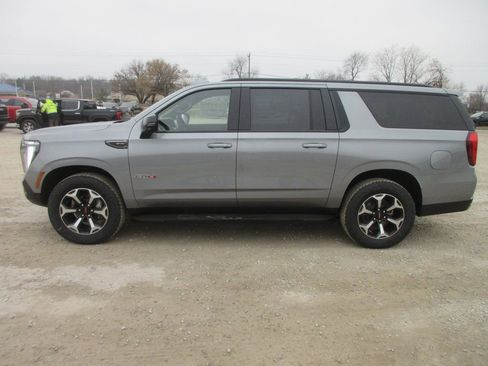 New 2026 GMC Yukon XL AT4 w/ Premium Trailering Package image 8