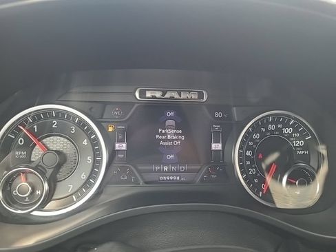 Used 2019 RAM 1500 Big Horn AWD/4WD image 16