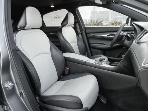 Used 2023 INFINITI QX55 Sensory w/ Lighting Package AWD/4WD image 39