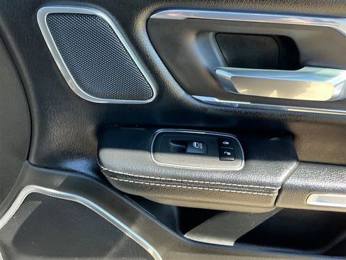 Used 2019 RAM 1500 Laramie image 35