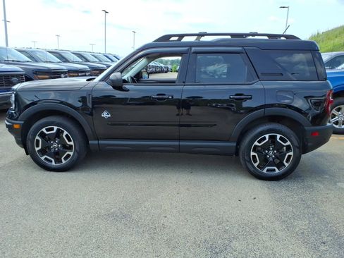 Used 2023 Ford Bronco Sport Outer Banks w/ Tech Package AWD/4WD image 4