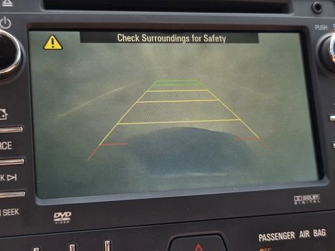 Used 2016 Chevrolet Traverse LT FWD image 22