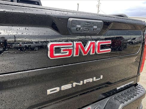 Used 2024 GMC Sierra 2500 Denali w/ Denali Reserve Package image 26