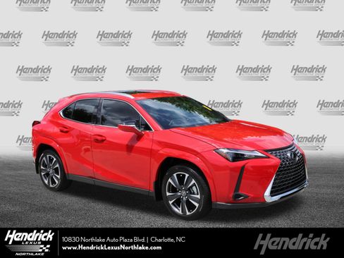Used 2025 Lexus UX 300h FWD image 1