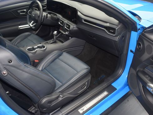 Used 2024 Ford Mustang GT Premium image 10