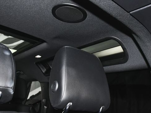 Used 2023 Land Rover Defender 90 X-Dynamic SE AWD/4WD image 67