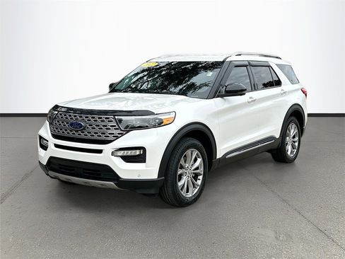 Used 2022 Ford Explorer Limited w/ Equipment Group 301A image 3
