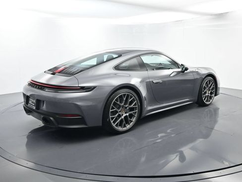 Certified 2025 Porsche 911 Carrera RWD image 15