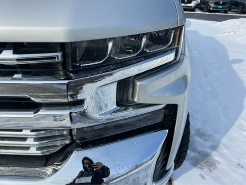 Used 2019 Chevrolet Silverado 1500 LT w/ All-Star Edition image 5