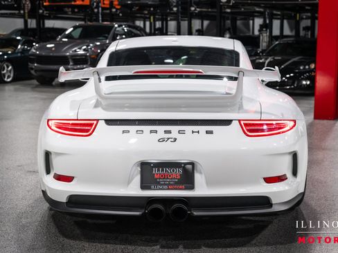 Used 2014 Porsche 911 GT3 RWD image 4
