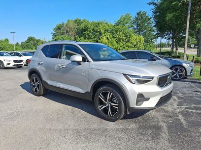 Certified 2025 Volvo XC40 B5 Core