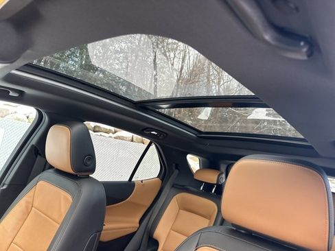 Used 2020 Chevrolet Equinox Premier image 22