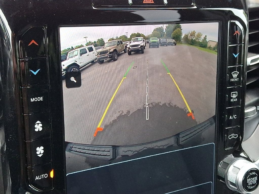 Used 2023 RAM 1500 Big Horn AWD/4WD image 18
