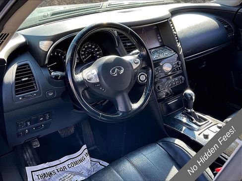 Used 2017 INFINITI QX70 AWD w/ Premium Package image 10