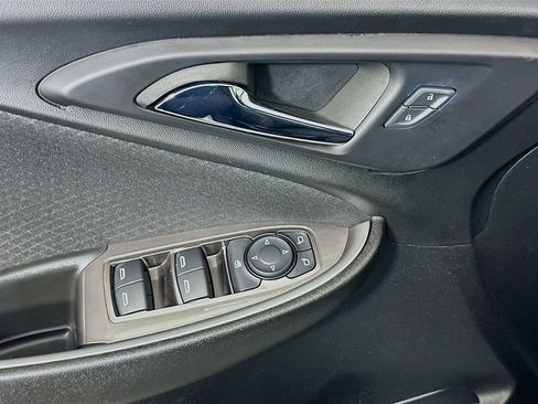 Used 2023 Chevrolet Malibu LS FWD image 17