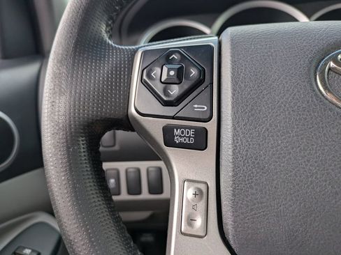 Used 2015 Toyota Tacoma PreRunner w/ SR5 Package RWD image 25