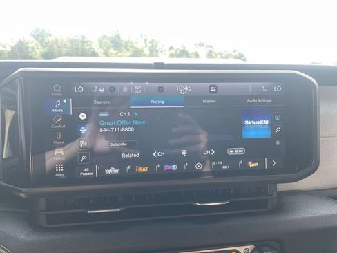 Used 2024 Jeep Wrangler Unlimited w/ Convenience Group AWD/4WD image 22
