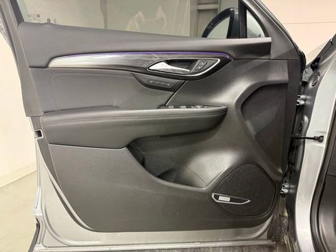 Certified 2025 Buick Envision Preferred image 8