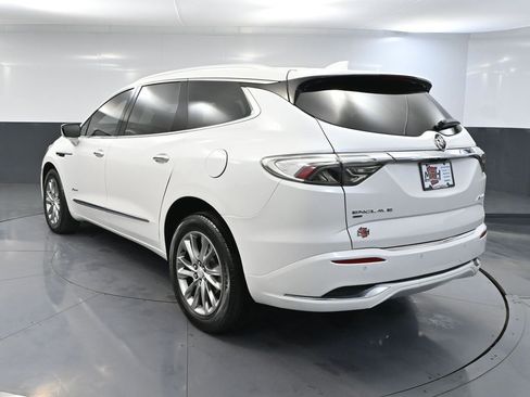 Used 2022 Buick Enclave Avenir w/ Avenir Technology Package image 9