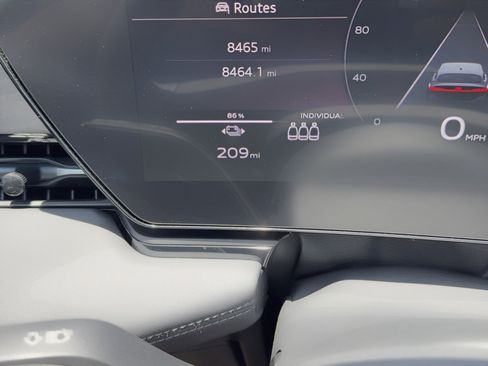 Certified 2025 Audi A6 e-tron Premium Plus w/ Premium Plus AWD/4WD image 23