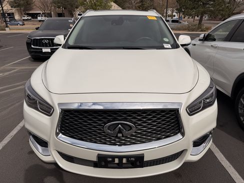 Certified 2020 INFINITI QX60 Luxe w/ Essential Package image 2