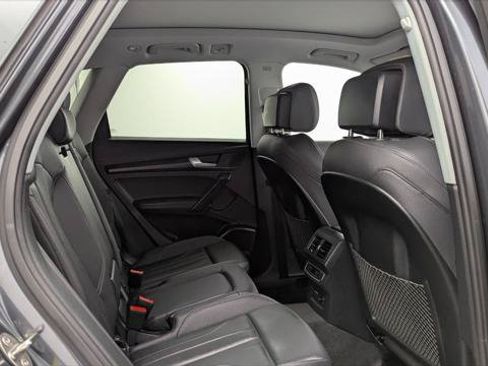 Used 2023 Audi Q5 e Premium Plus w/ Premium Plus Package AWD/4WD image 18