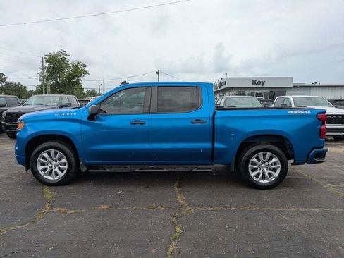 Used 2023 Chevrolet Silverado 1500 Custom AWD/4WD image 7
