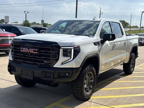 New 2026 GMC Sierra 1500 AT4X AWD/4WD image 9