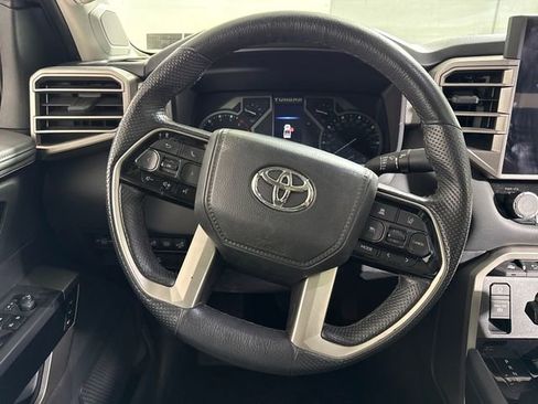 Used 2023 Toyota Tundra Limited AWD/4WD image 19