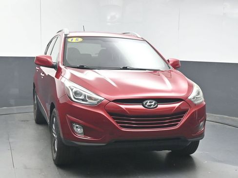 Used 2015 Hyundai Tucson SE FWD image 2
