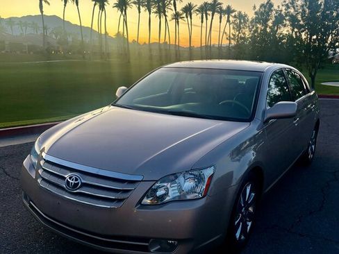 Used 2006 Toyota Avalon XLS FWD image 10