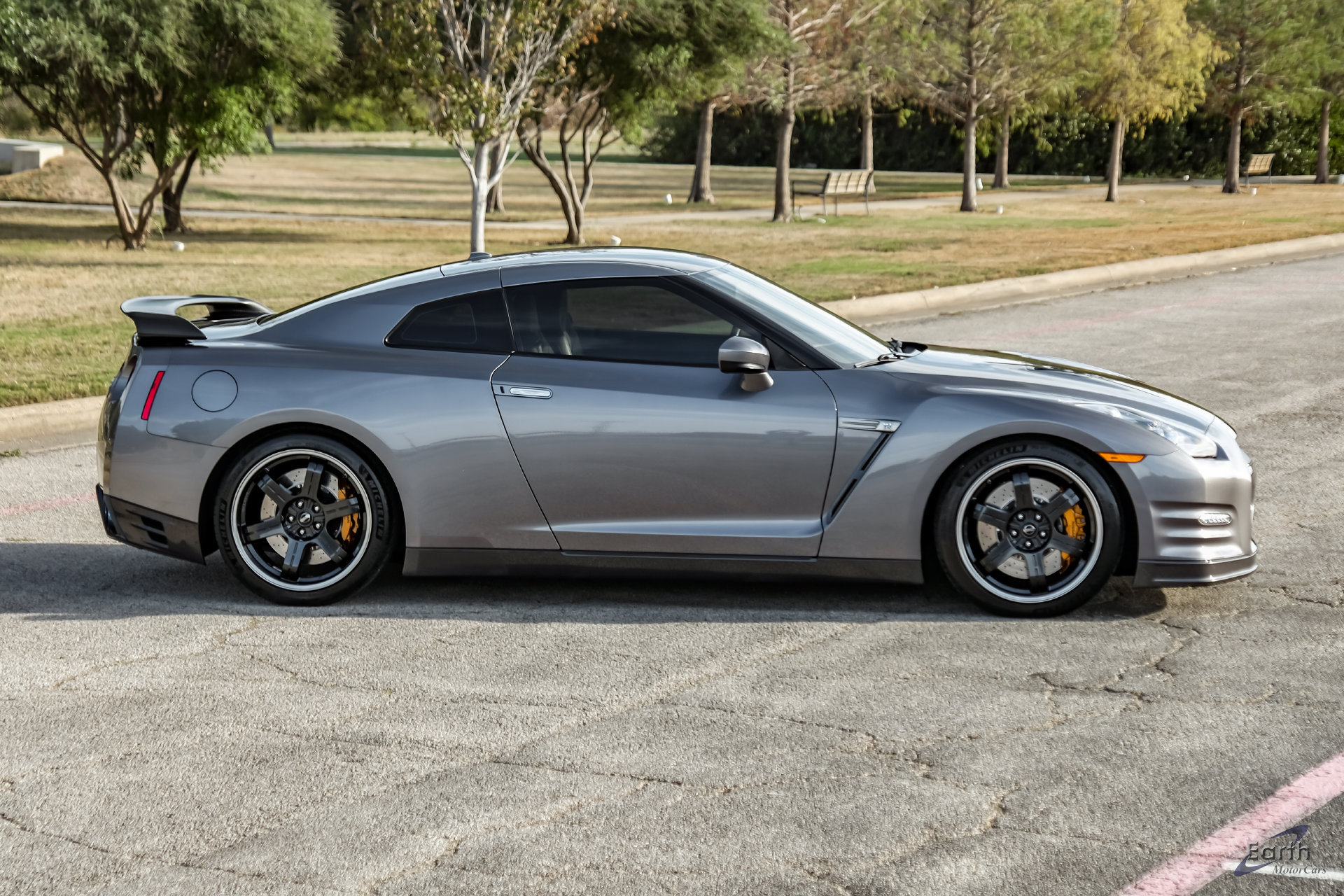 Used 2013 Nissan GT-R Black Edition AWD/4WD image 25