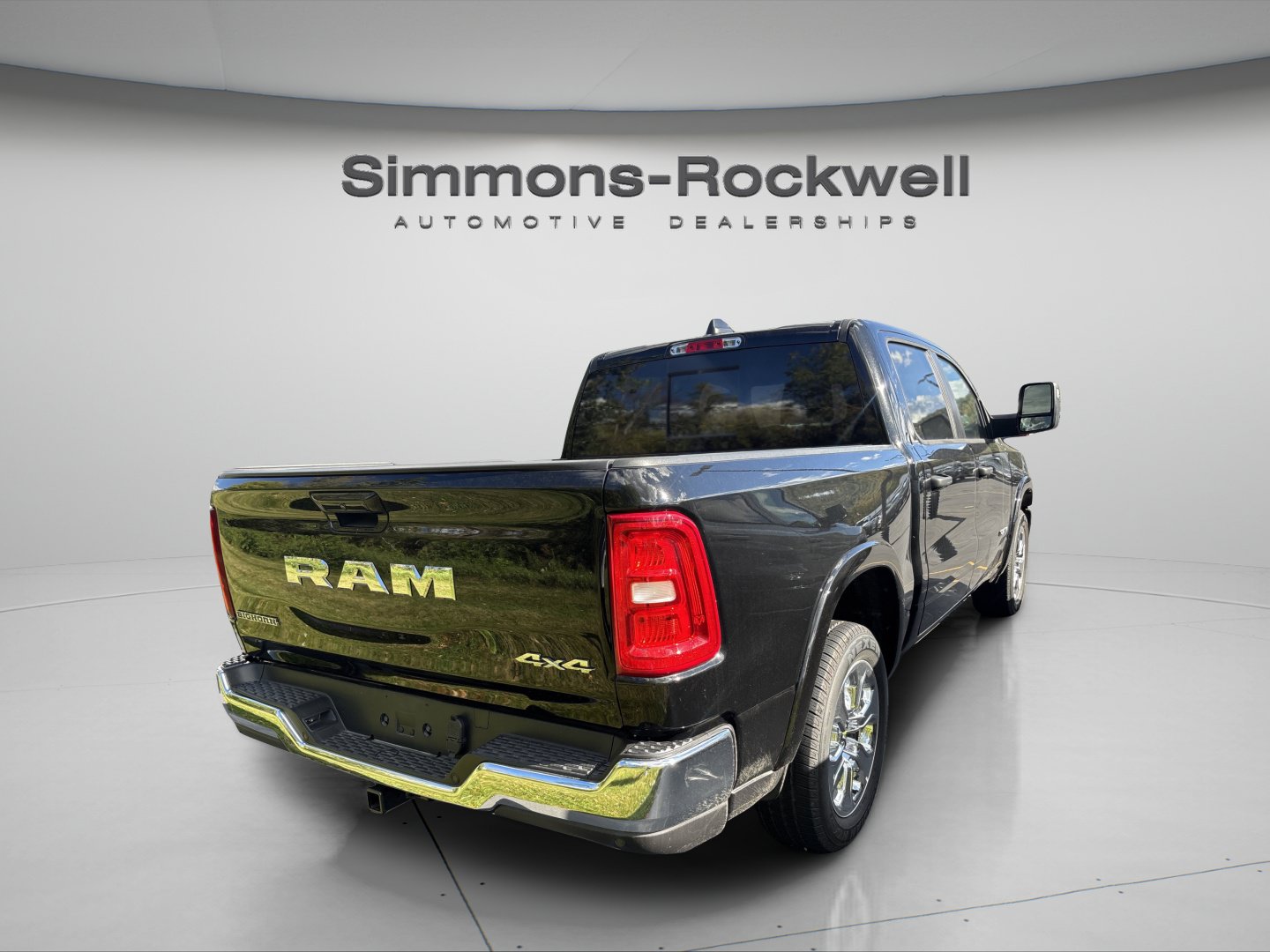 Used 2025 RAM 1500 Big Horn AWD/4WD image 5