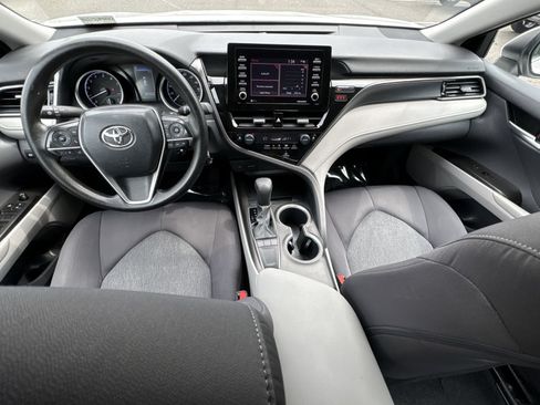 Used 2024 Toyota Camry LE FWD image 23