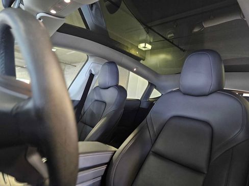 Used 2023 Tesla Model Y Performance AWD/4WD image 25