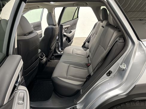 Used 2024 Subaru Outback Limited AWD/4WD image 15