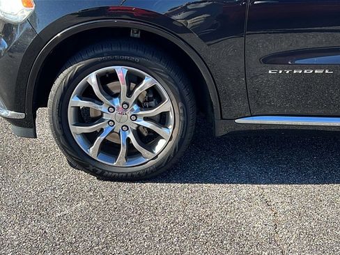 Used 2016 Dodge Durango Citadel w/ Premium Entertainment Group image 9